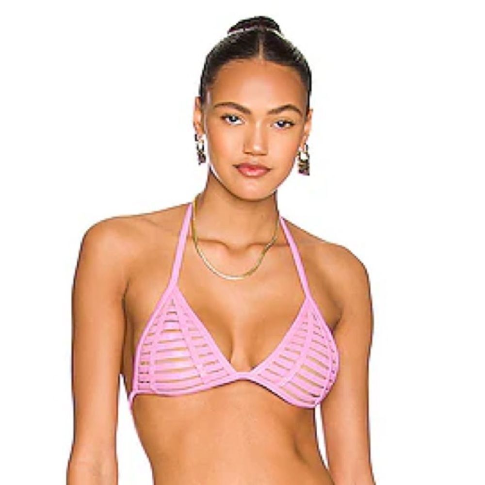 Beach Bunny Swimwear hard Summer Triangle top in metallic pink